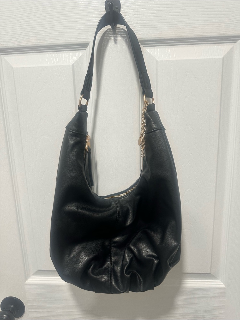 Universal Thread Black Hobo Shoulder Bag with Gold Hardware